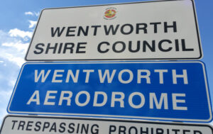 Flying school plan crashes in council vote