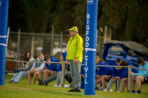 Goal umps wave goodbye