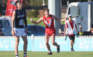 Sam secures rising star win