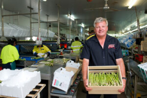 Fight to keep Iraak asparagus farm alive