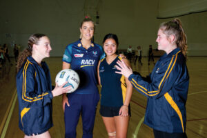 Don’t give up, says Vixen