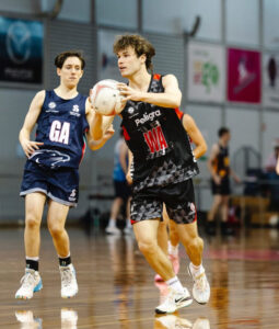Davis achieves first with Thunderbirds