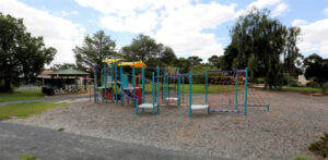 Murrayville Library opponents say kids not playing in park
