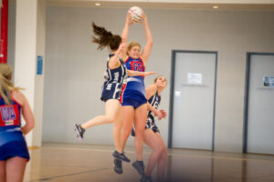 Flag is Roos to lose after sweeping all comers