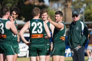 Brad Hards stays at Imperials