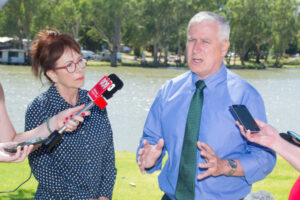 Deputy PM looks for answers in Menindee