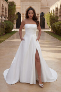 Pop up with bride and joy