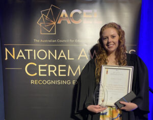 Buronga teacher earns national award