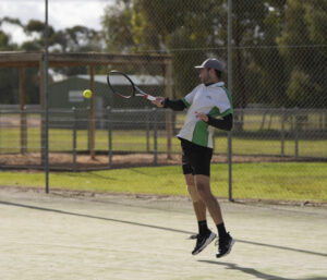 Sloggers go distance for top spot