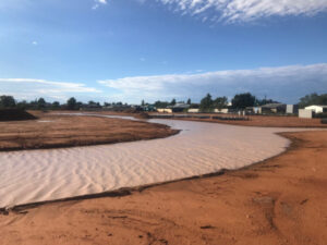 Cyclone catalyst for flooding