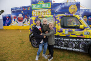 Crowds show up for Sesame Street Circus Spectacular