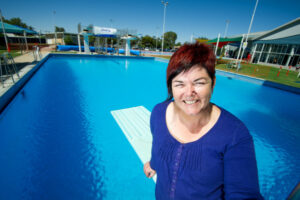 Divers get ready to rip at Mildura Waves