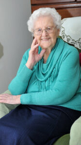 Hundred up for Hazel