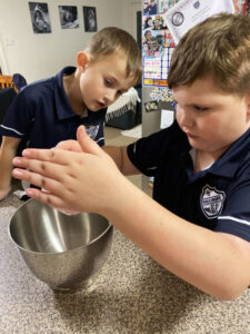 Boys back to claim baking title