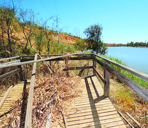 ‘Back the new boardwalk’