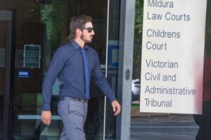 Emu-killing driver’s sentence cut