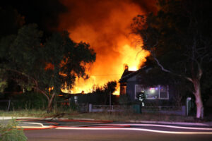 Man denies fire admission