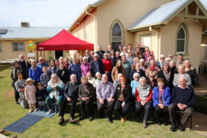 Church flock returns to fold