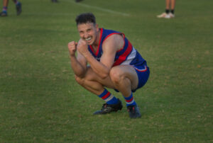 Dees take aim at Roos