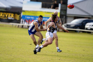 Kangas run Pies close