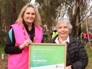 Kinder teacher receives special award