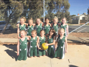 Young netballers give it a good shot