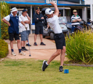 Pennant golf under way