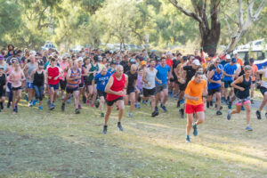 Mildura weir parkrun: Crowds get on the move