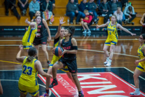 Heat women sneak home against Chelsea