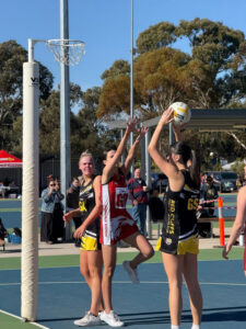 Eagles keep Red Cliffs at bay