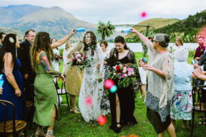 Magazine offers new wedding waltz ways