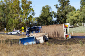 Truckie freed after crash near Red Cliffs