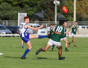 Kangas bounce back with big win over Imps