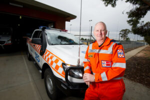 Wild winds whip through Mildura