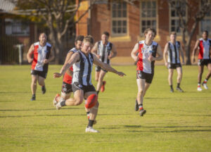 Magpies out to sink Saints
