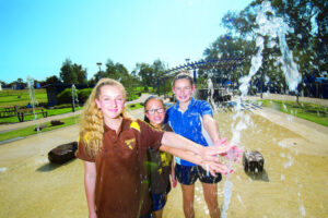 Region braces for gale on hot day