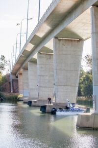Divers call off Murray River search near George Chaffey Bridge