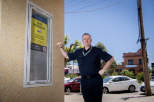 Cop shop site for buy and sell swap