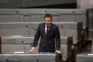 Andrew Broad delivers parting words in final speech to parliament