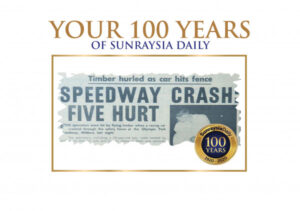 Spectators injured in speedway crash