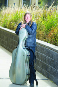 Have cello, will travel