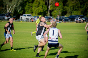 Loechel kicks eight as Magpies shift gears