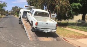 Mildura driver leaves paint trail for police