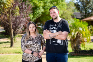 Pet cat in Mildura had throat slit, devastated owners say