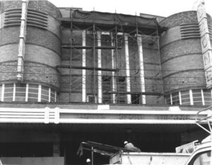 Peeps in the Past: Telephone trunk line to Melbourne opens