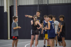 NBL star puts on hoops clinic