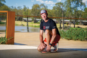 Gill to clock up 10th Melbourne Marathon