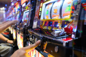 Greens target Mildura pokies spending