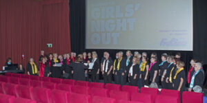 Choir opens Mildura cinema showing