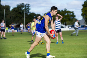 High-flying Pezzaniti has a day out